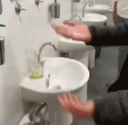 猝不及防.gif